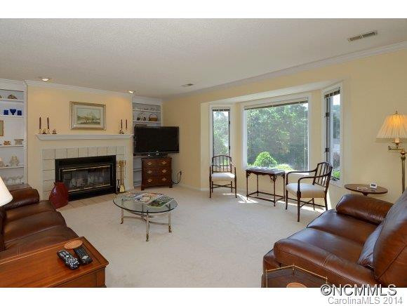 111 Bluffview Lane - Photo 3