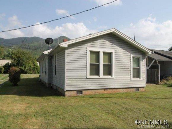 110 NORTH AVENUE - Photo 2