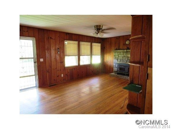 203 Spartan Heights - Photo 4