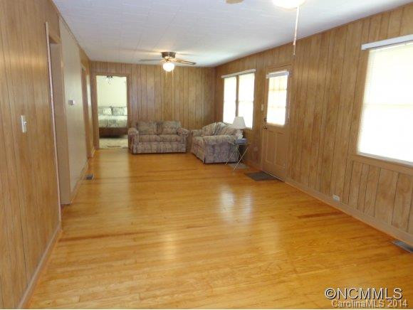39 Harkins Ave - Photo 4