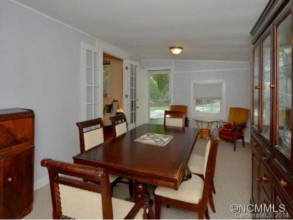 1004 Lower Sylvan Terrace - Photo 10