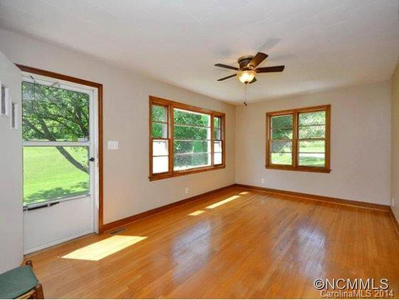 846 BIG BRUSH CREEK ROAD - Photo 2