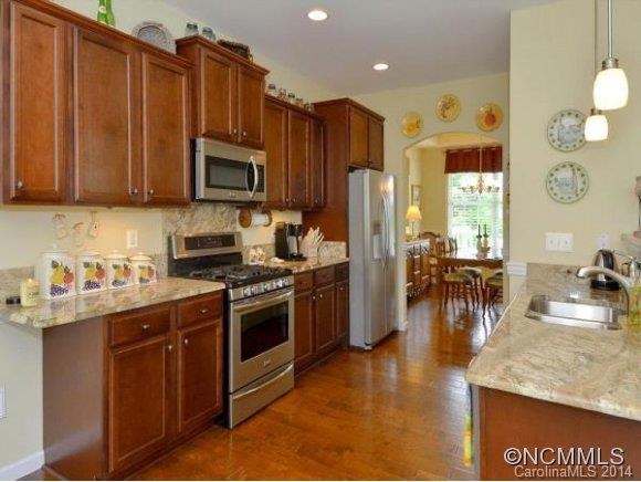 442 Oak Grove Road - Photo 6