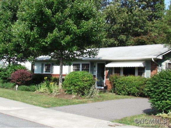 42 Lakeshore Drive - Photo 2