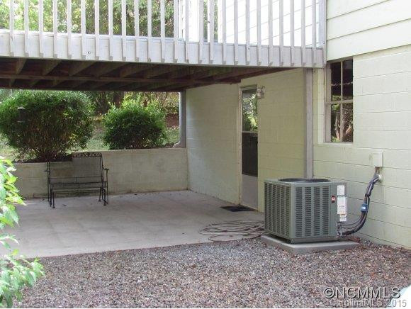 42 Lakeshore Drive - Photo 8