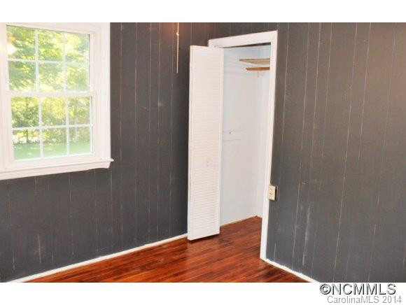 913 Ashley Lane - Photo 13