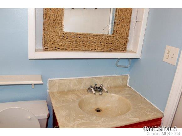 913 Ashley Lane - Photo 14
