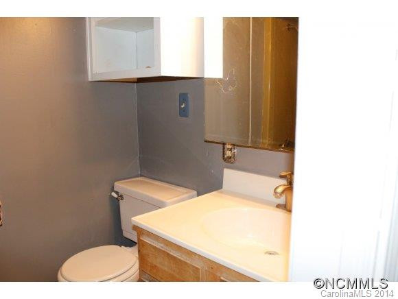 913 Ashley Lane - Photo 15