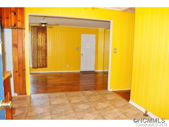 913 Ashley Lane - Photo 9