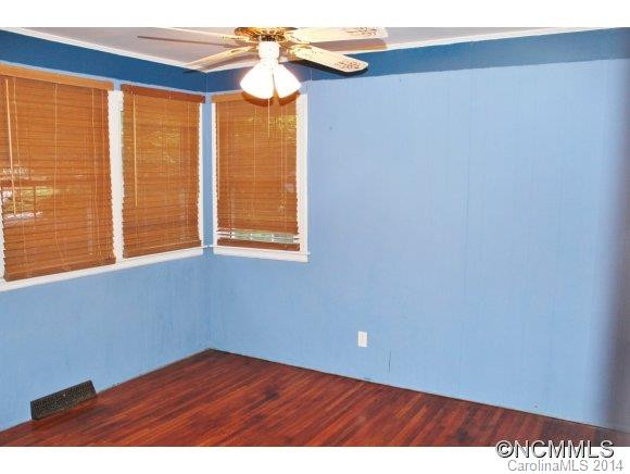 913 Ashley Lane - Photo 10