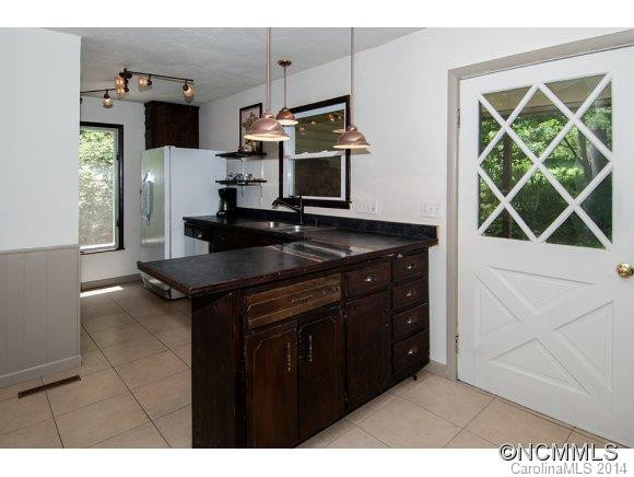 524 Echo Drive - Photo 2