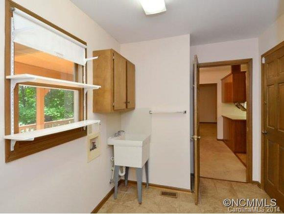 110 PINECROFT ROAD - Photo 11