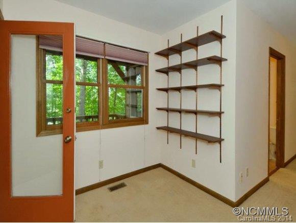 110 PINECROFT ROAD - Photo 14