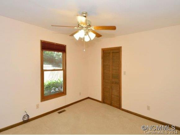 110 PINECROFT ROAD - Photo 16