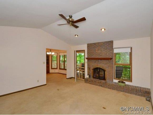 110 PINECROFT ROAD - Photo 3