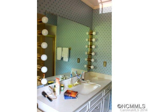 248 Edwards Street - Photo 16