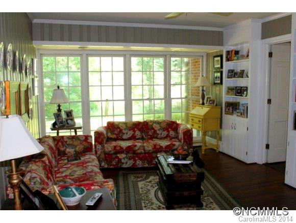 248 Edwards Street - Photo 8