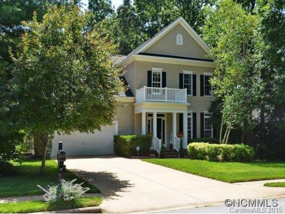 1016 Columbine Road - Photo 2