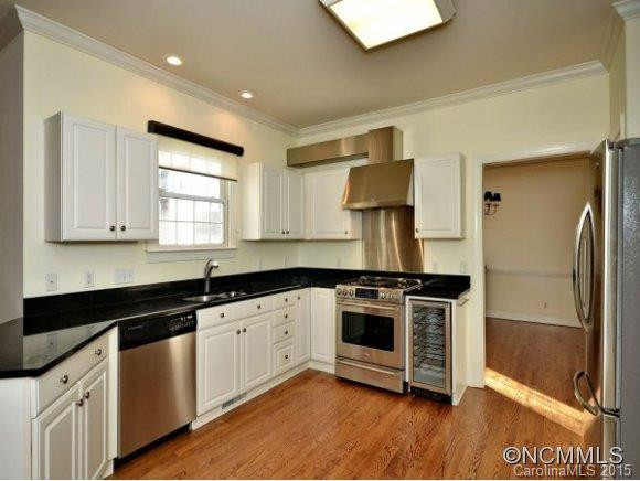 1016 Columbine Road - Photo 8