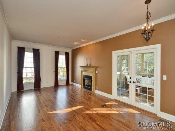 1016 Columbine Road - Photo 10