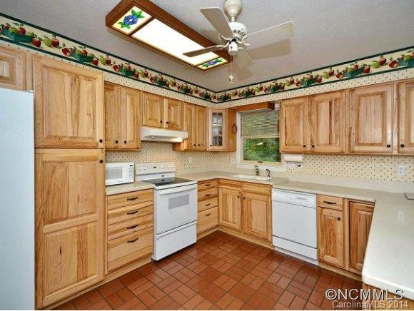 211 FALLEN TIMBER RD - Photo 5