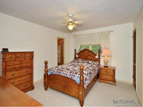 211 FALLEN TIMBER RD - Photo 7