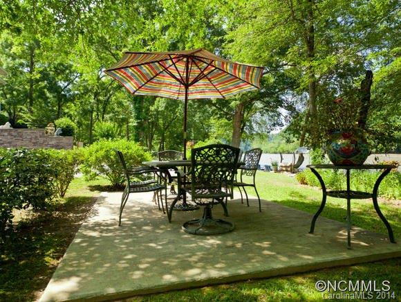 1060 Old Marshall Highway - Photo 15