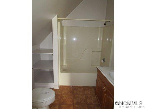 81 Carroll Ave. - Photo 13