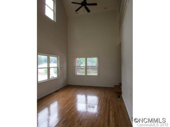 81 Carroll Ave. - Photo 3