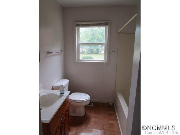 81 Carroll Ave. - Photo 9