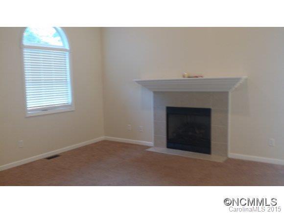 35 Woodfin Ave - Photo 2