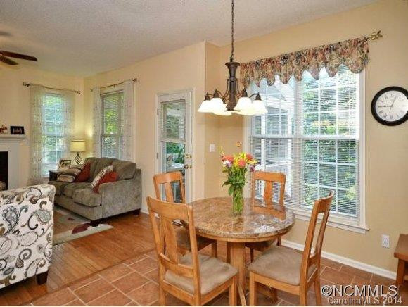 702 TULIP TREE COURT - Photo 12