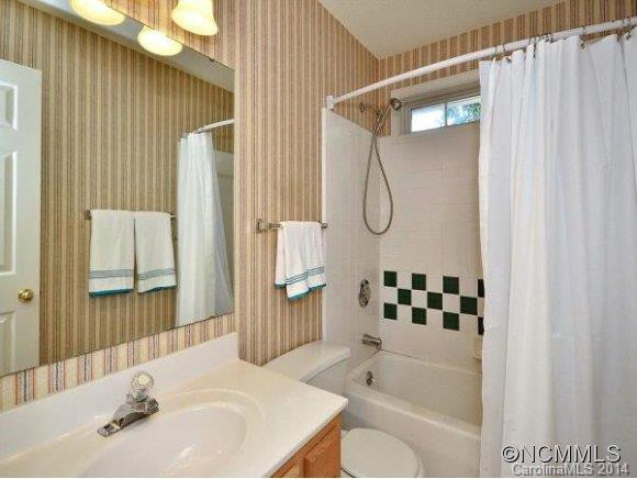 702 TULIP TREE COURT - Photo 16