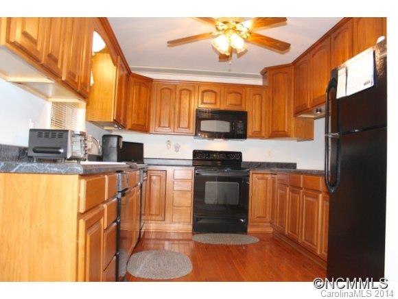 369 Hidden Hills - Photo 4