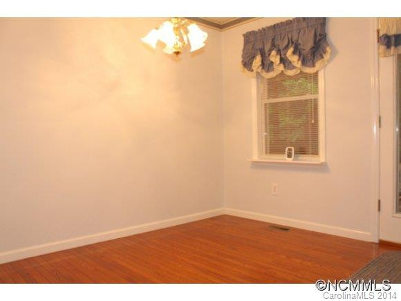 369 Hidden Hills - Photo 5