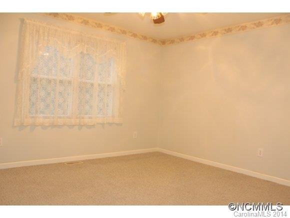 369 Hidden Hills - Photo 10