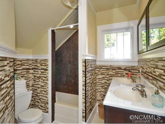 21 MONTVIEW DR - Photo 11
