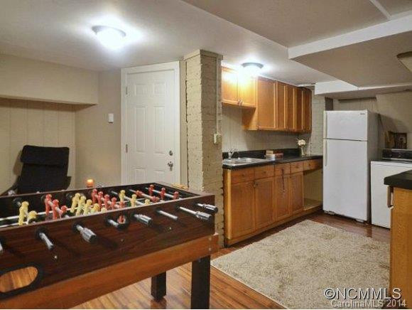 21 MONTVIEW DR - Photo 12