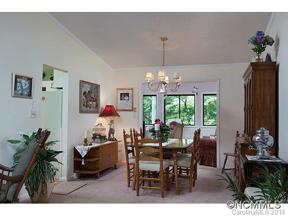 531 Three Mile Knob Rd - Photo 4