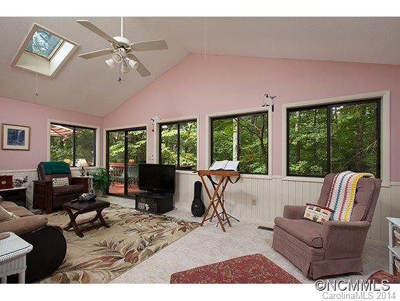 531 Three Mile Knob Rd - Photo 5