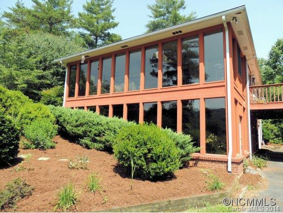 204 Hawkins Creek Road - Photo 2