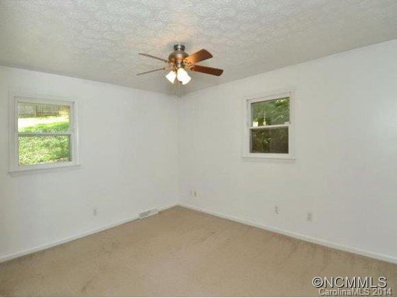 207 LYNDON LANE - Photo 5