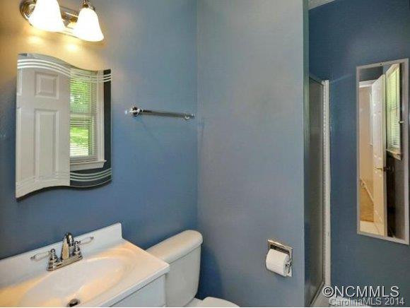 207 LYNDON LANE - Photo 6