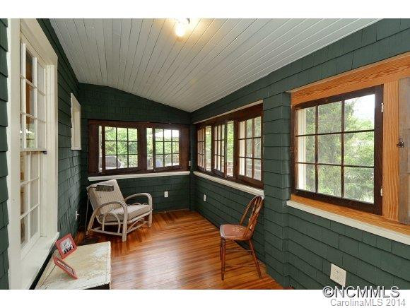 19 Austin Avenue - Photo 17