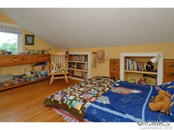 19 Austin Avenue - Photo 22