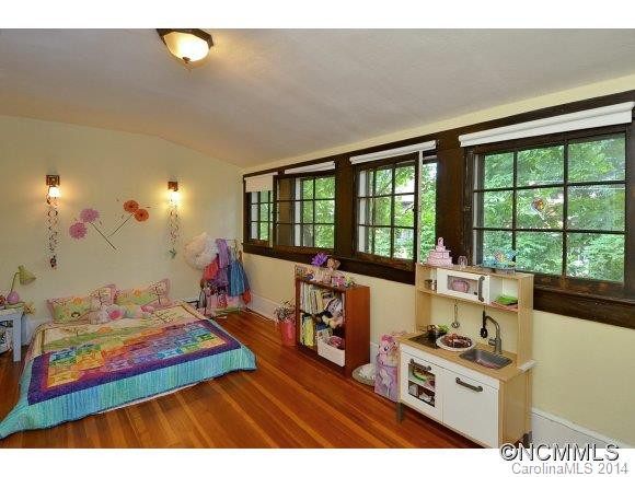19 Austin Avenue - Photo 23
