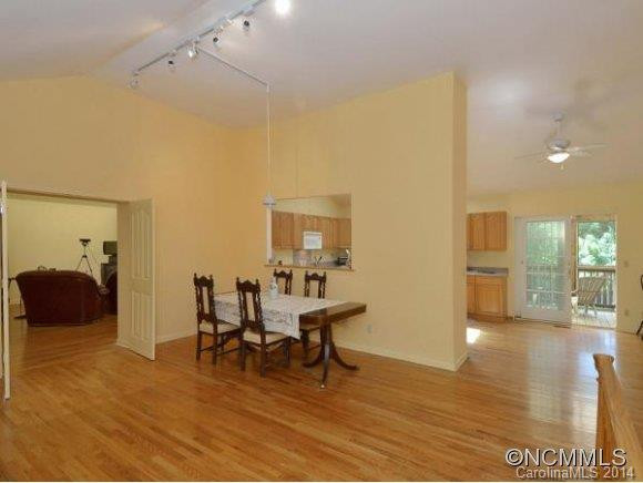 20 LOWNDES LANE - Photo 5