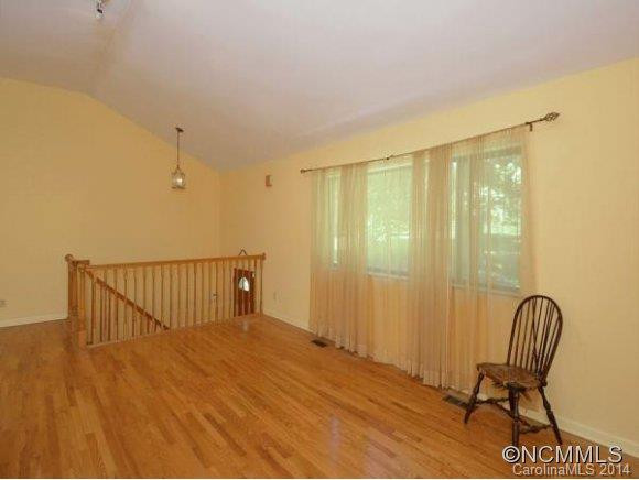 20 LOWNDES LANE - Photo 6