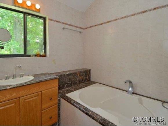 20 LOWNDES LANE - Photo 9