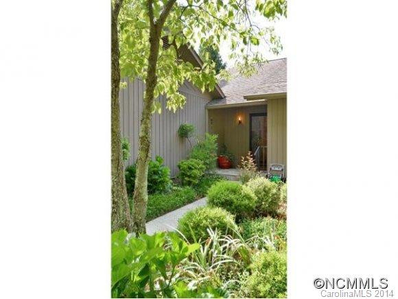 26 Ridgeview Drive - Photo 2